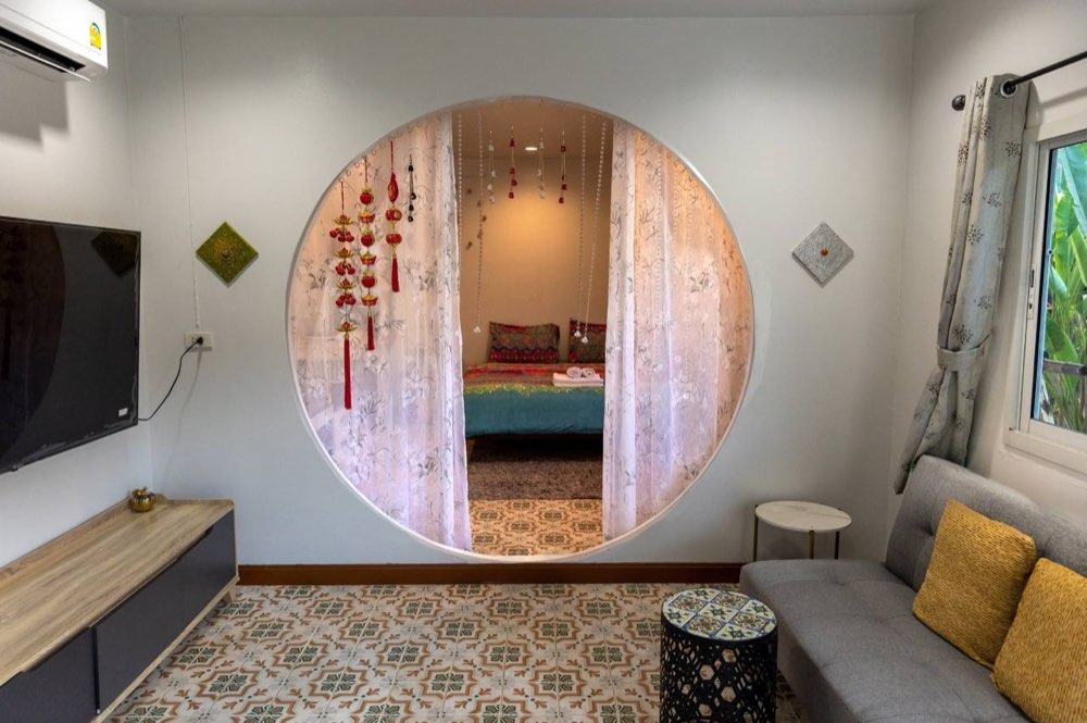 Bedroom through the arch